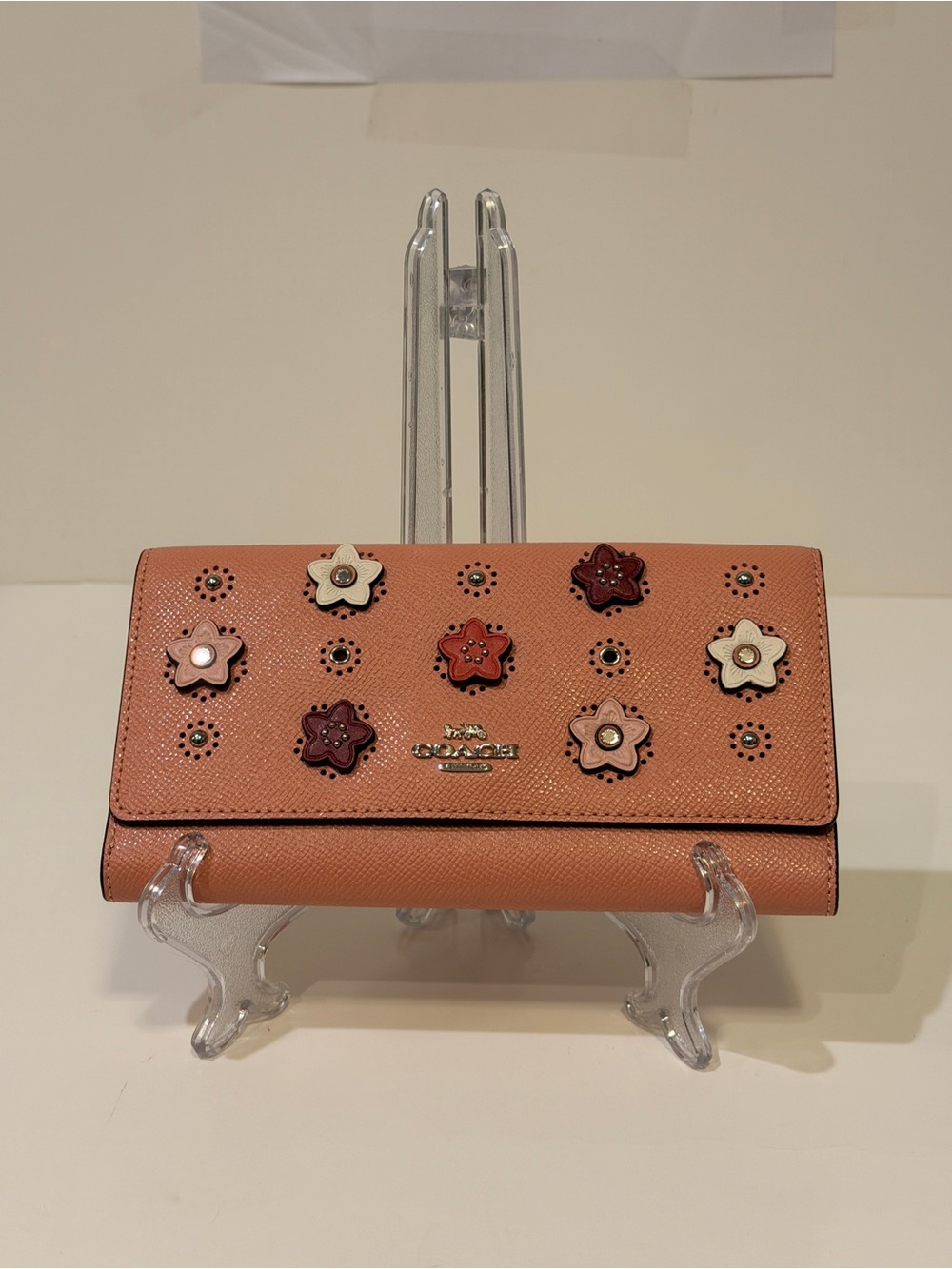 NWT Coach Full Grian LeatherTri Fold Wallet with Star Appliqués